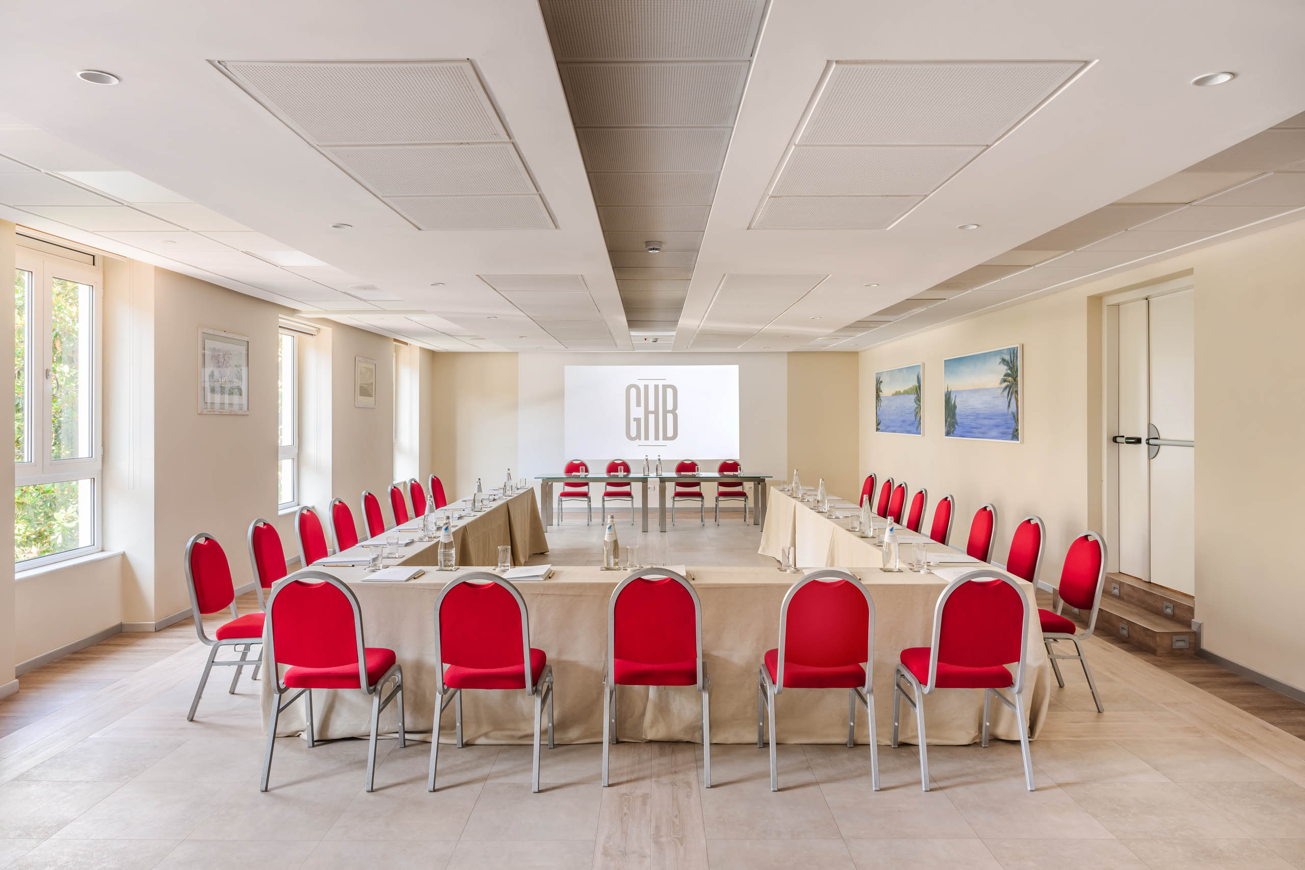 Grand-Hotel-Bristol_Luxury-Hotel-Rapallo_Sala meeting (8)_OR.jpg