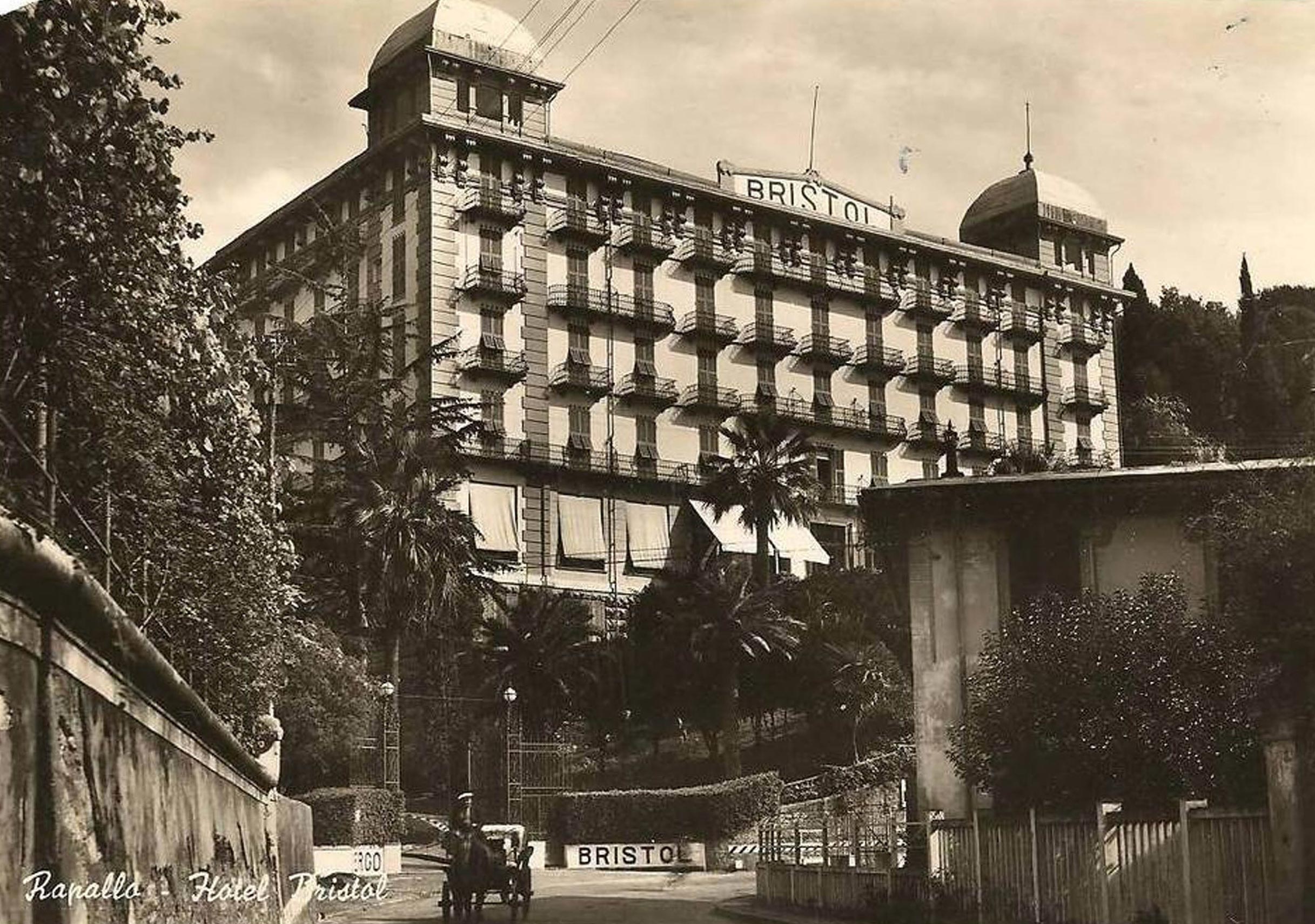 grand-hotel-bristol_luxury-hotel-rapallo_cartolina-bw-2_or_02.jpg